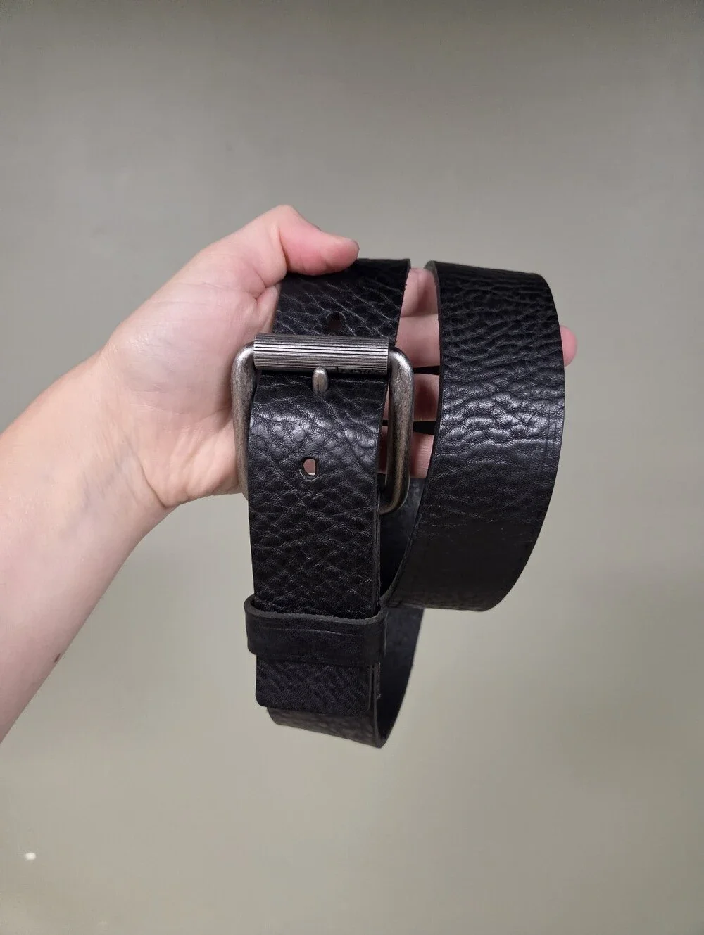Levi's Black Textured Genuine Leather Belt Size Small 30-32